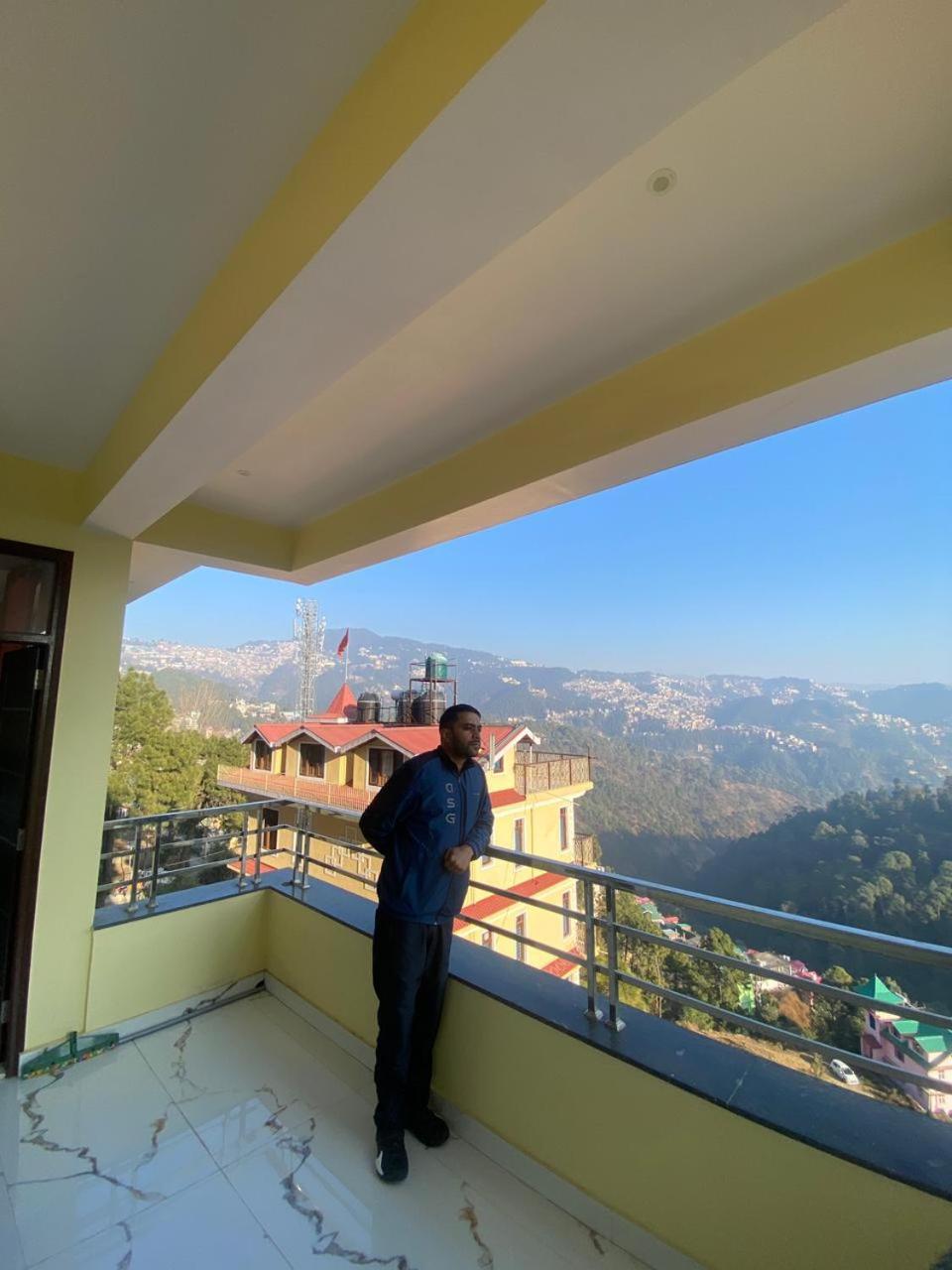Harmony Heights Hotel Shimla Buitenkant foto
